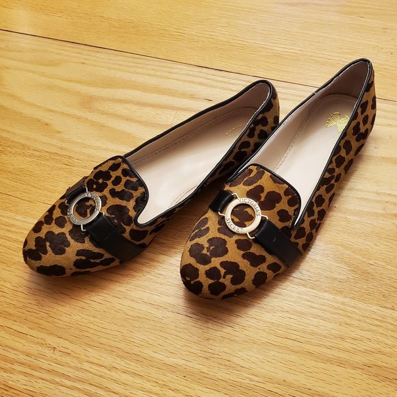 Victoria's Secret Leopard Flats Size 7.5B - Picture 3 of 16
